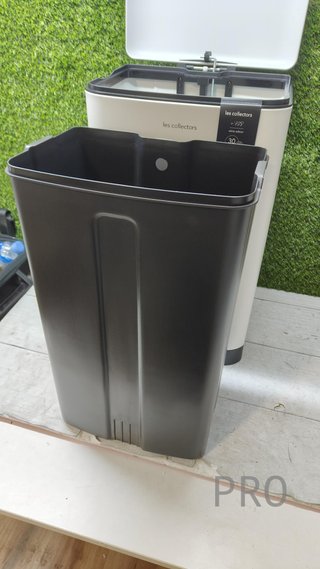 Cubo de basura de cocina a pedal
