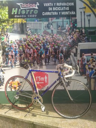 Bicicleta Colnago Master Più Azul