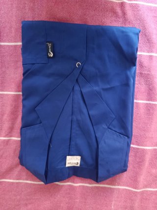 Bata azul taller mecánico
