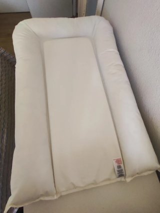Cambiador portátil con dos fundas de dragones
