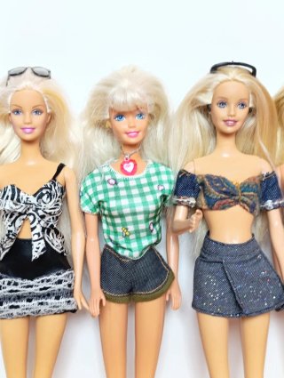 Lote 4 Muñecas Barbie