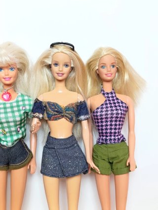 Lote 4 Muñecas Barbie