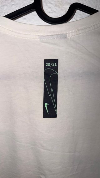 Camiseta Nike Swoosh Blanca