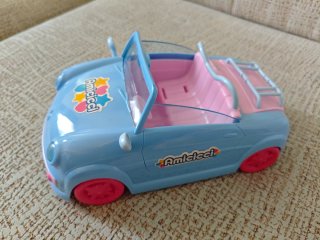 Coche Amicici azul y rosa con muñeco
