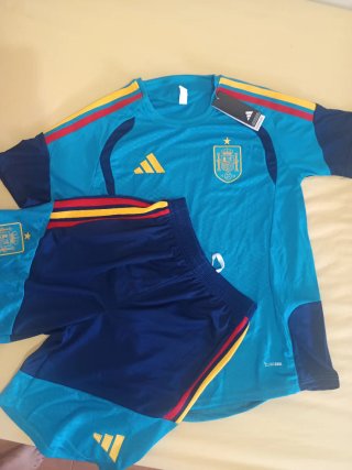 REBAJADO Conjunto España Adidas Talla M