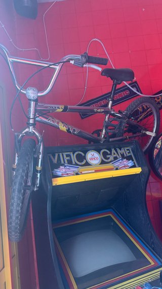 Bicicleta BMX Monty Retro