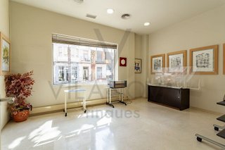 Local comercial en venta en Mestral en Reus