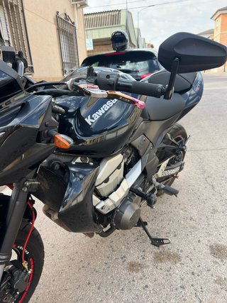 Kawasaki Z750 Naked Negra 2007