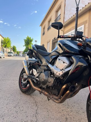 Kawasaki Z750 Naked Negra 2007