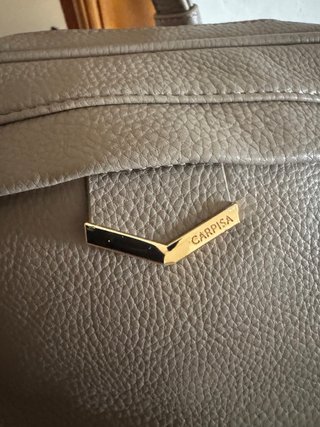 Abito Carpisa a spalle scoperte + borsetta