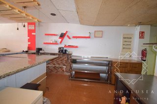 Local comercial en venta en Playa de Garrucha en Garrucha