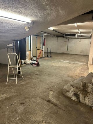 Garaje en venta en Montigalà -Sant Crist en Badalona