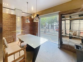 Oficina en venta en Puerto Banús en Marbella
