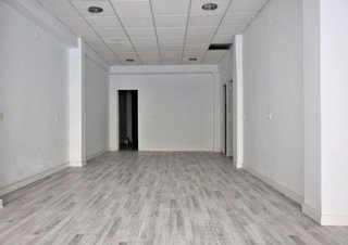 Local comercial en alquiler en Nueva Andalucía en Almería