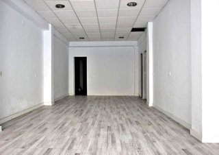Local comercial en alquiler en Nueva Andalucía en Almería