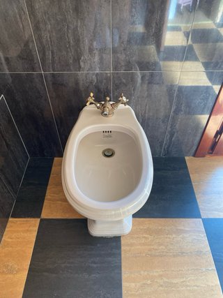 Lavabo, bidé e inodoro Porcelanosa Gama-Decor