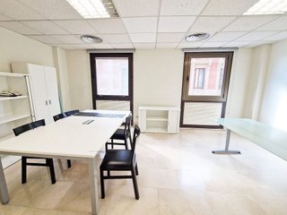 Oficina en venta en Ensanche en Pamplona