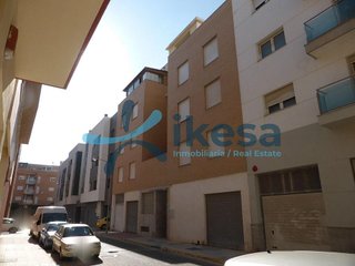 Local comercial en venta en Pabellón - Estación - El Corte Inglés en Ejido (El)