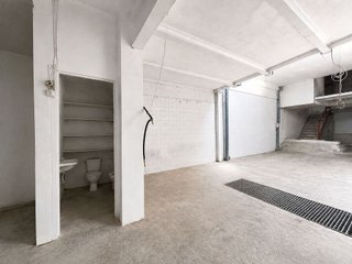 Local comercial en venta en Riu en Santa Coloma de Gramanet