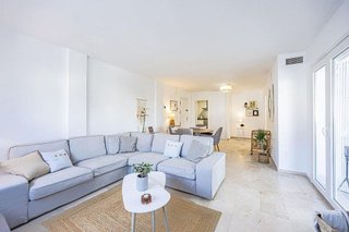 Piso en alquiler en Puerto Banús en Marbella