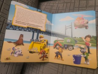 Libros de aventuras (Peppa Pig y Patrulla Canina)