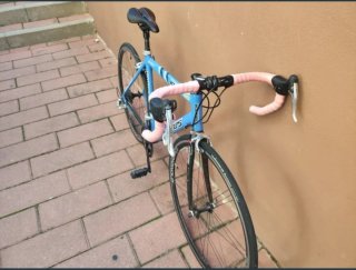 Bicicleta de carretera KUIPS