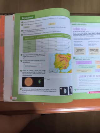 Ciencias Sociais. 5 Primaria. Revoa