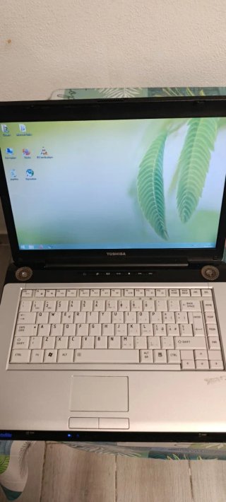 Toshiba A200 15x Portátil