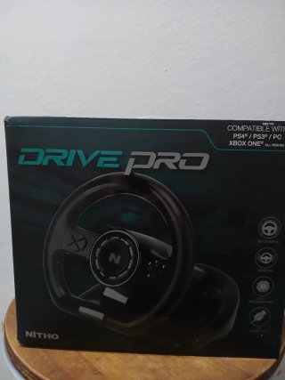Volante Nitho Drive Pro con pedali e cambio