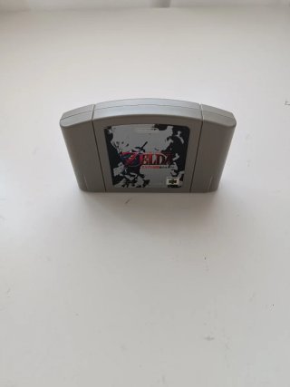Zelda Ocarina of Time NTSC-J (Japón)