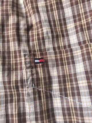 Camisa Tommy Hilfiger cuadros marrón y blanco