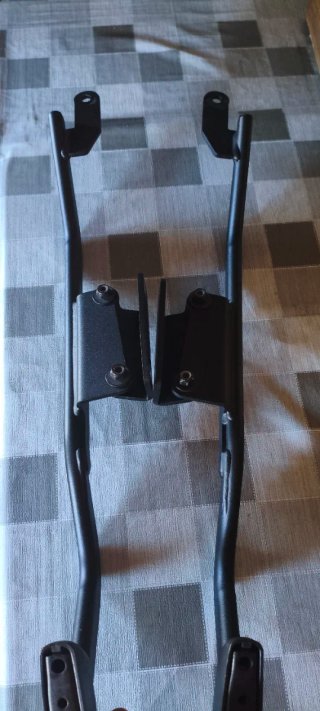 Soporte Baúl Shad CB650R / CBR650R 19-23