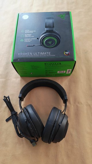 TECLADO RAZER HUNTSMAN V2 + RATON + AURICULARES