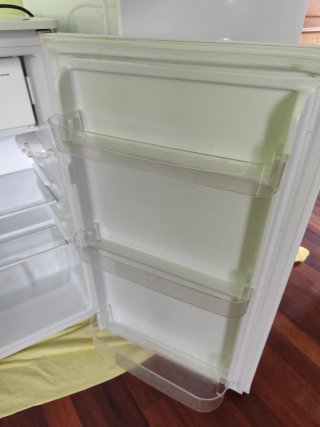 Nevera Teka pequeña con congelador