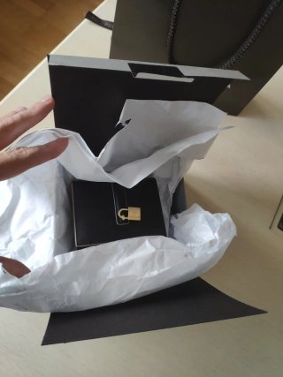 Cartera Purificación García a estrenar