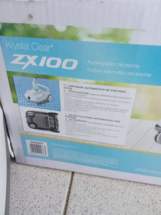 Aspirador limpiafondos piscina Intex ZX100