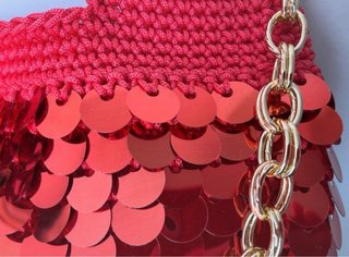 Borsa rossa con paillettes