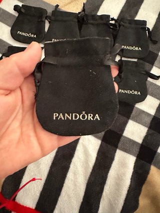 8 Bolsitas Pandora Negras