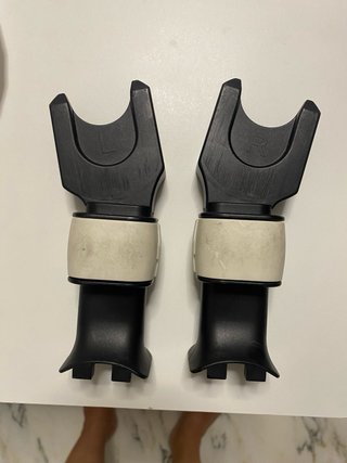 Maxi-Cosi Cabriofix + Isofix Base + adaptadores