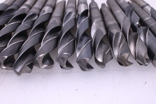 28 Brocas morse MT3 de 23,50 a 32mm