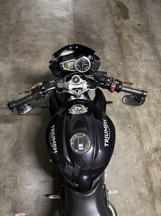 Triumph Street Triple 675 A2 Negra