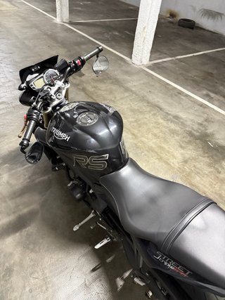 Triumph Street Triple 675 A2 Negra