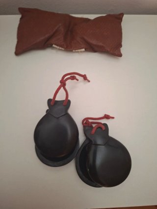 Castañuelas M. Vela Martinez Funda Marrón,mexidas