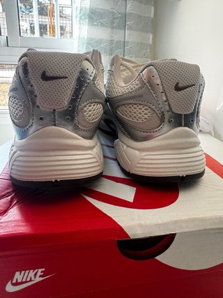Nike V5 RNR Plata/Blanco Usadas 1 Vez
