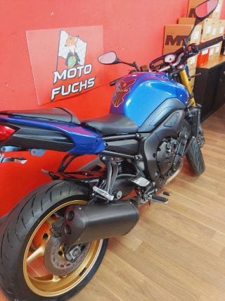 Yamaha YZ 8 Azul/Dorado Naked
