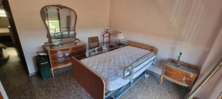 Cama hospitalaria/geriátrica metal y madera