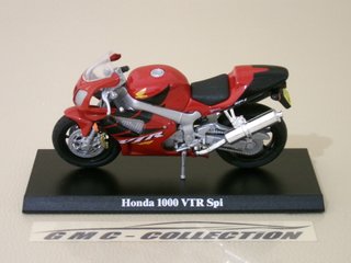 Honda 1000 VTR Spi 2005 Rosso Red Moto Welly 1/18