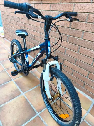 Bicicleta montaña Trek MT60 R20