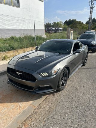 Ford Mustang 2016 V6 Manual