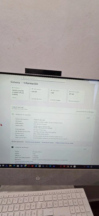 HP All-in-One 27 i5/8GB RAM/512GB SSD